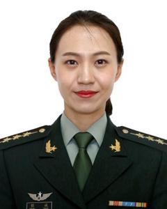 揭秘三軍儀仗隊女兵程誠的照片背后的故事，三軍儀仗隊女兵程誠照片背后的故事揭秘