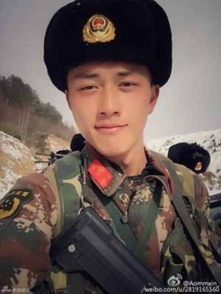 武警的帥氣風采，武警的英勇風采與帥氣風采展示