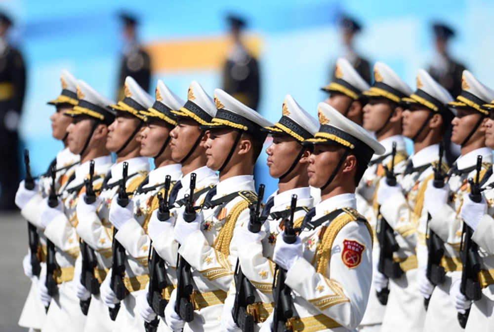 三軍儀仗隊(duì)圖片素描——榮耀與力量的象征，三軍儀仗隊(duì)素描圖片，榮耀與力量的永恒象征