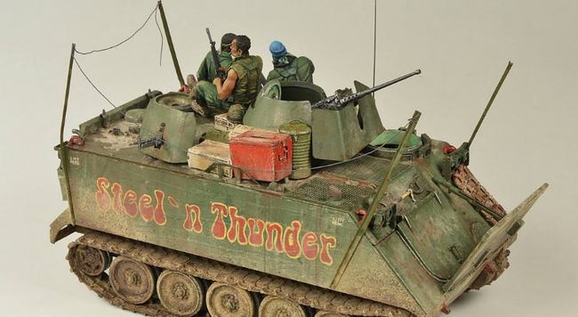 M113輕裝甲運(yùn)兵車，歷史、特點(diǎn)與軍事應(yīng)用，M113輕裝甲運(yùn)兵車，歷史演變、特點(diǎn)解析及軍事應(yīng)用探討