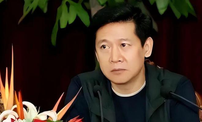 鄭少東情婦事件，揭露背后的真相與反思社會(huì)道德觀念，鄭少東情婦事件背后的真相與社會(huì)道德觀念的反思